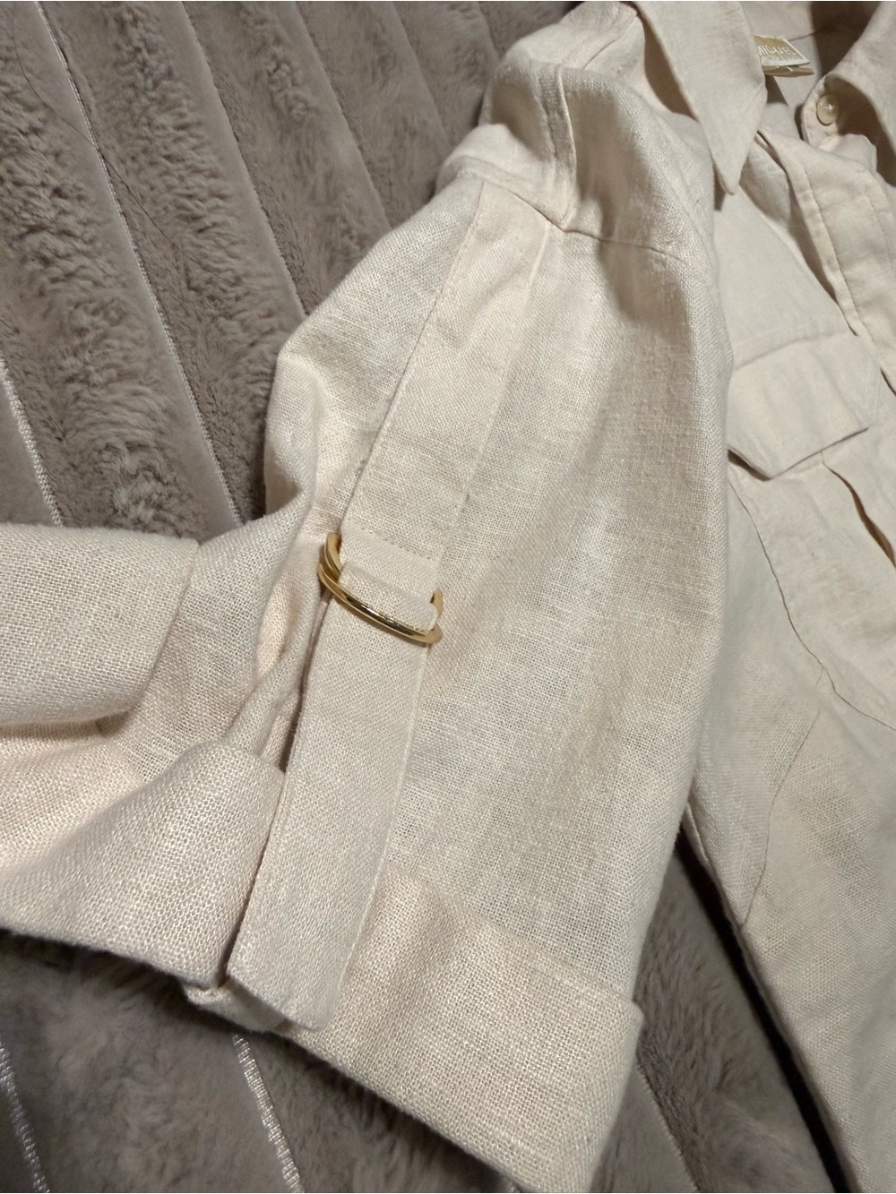 Michael Kors Beige Cropped Utility Shirt - Picture 3 of 7